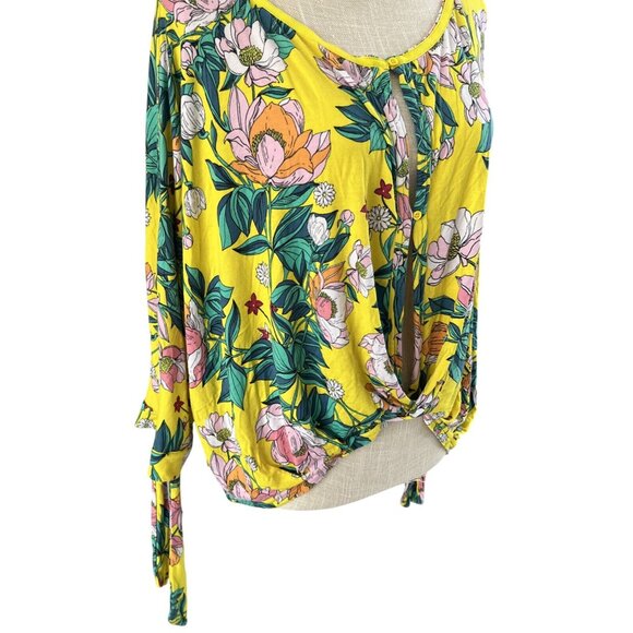 Free People Yellow Floral Long-Sleeve Blouse Tie Detail/Button Closure size M - Picture 3 of 11